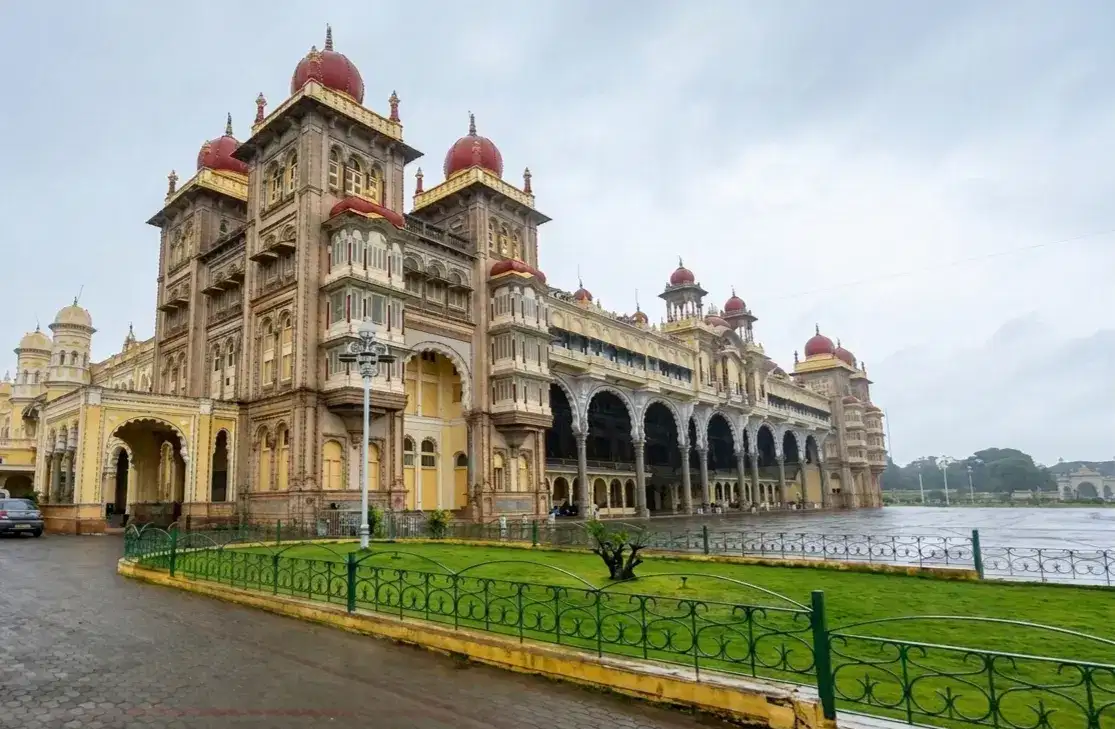 Full exterior view of Mysore Palace in Mysuru, Karnataka