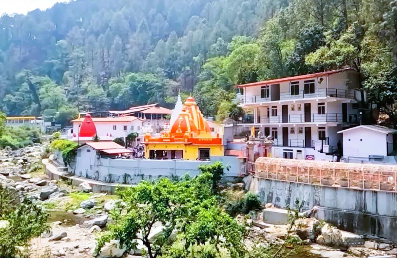 Kainchi Dham temple courtyard, Neem Karoli Baba's ashram in the pine-covered Kumaon hills near Nainital